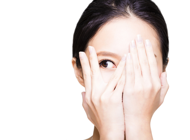 しじみ目のコンプレックス解消 可愛さをアピールするメイクのコツ Howtwo